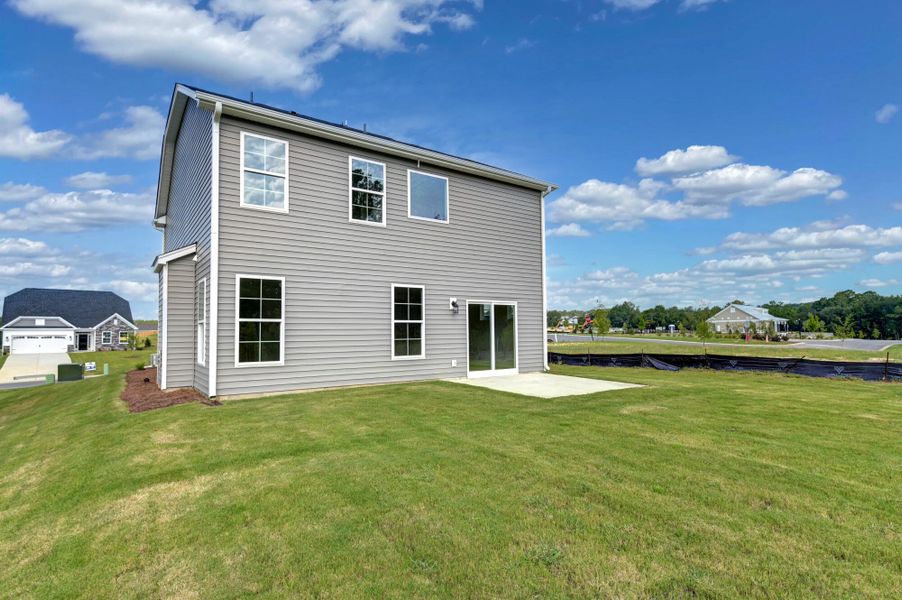 Exterior details and patio area of a home in Ferry Grove, Lexington (Image 2).
