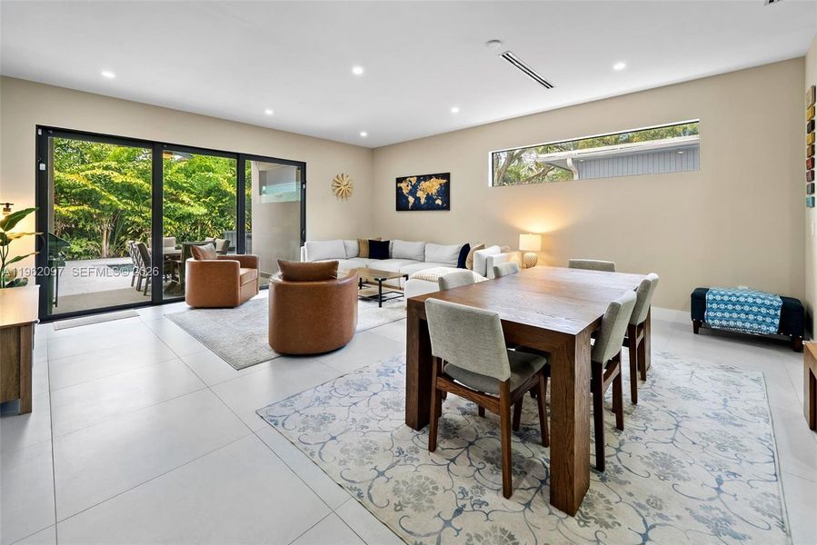 Furnished interior view inside a new home in , Fort Lauderdale (Image 8).