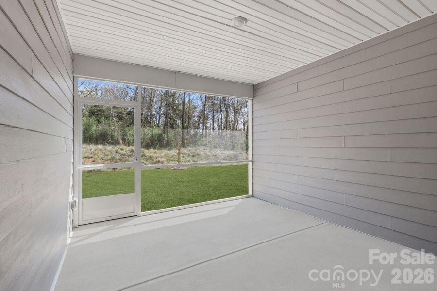 Exterior details and patio area of a home in Roselyn, Lancaster (Image 4).