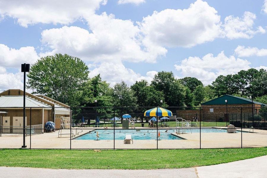 Community amenities in Pinecrest Ridge, Dacula (Image 39).