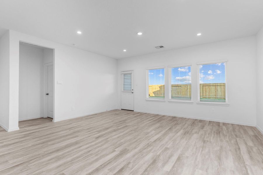 *Images and 3D tour are for illustration only and options may vary from home as built.