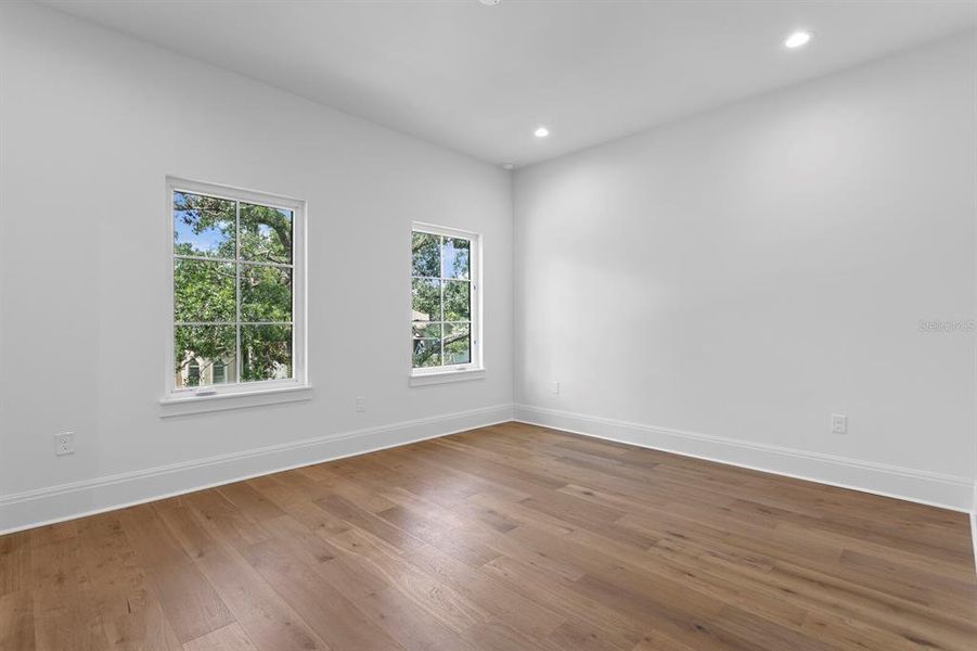 Spacious, unfurnished interior of a new home in , Tampa (Image 65). Spacious, unfurnished interior of a new home in , Tampa (Image 65).