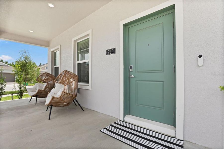 Exterior details and patio area of a home in Rivington, Debary (Image 3).