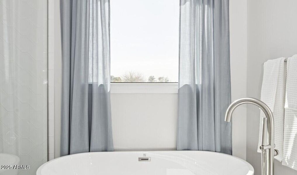 172778_Honeysuckle Trail_Hampton_Primary 172778_Honeysuckle Trail_Hampton_Primary