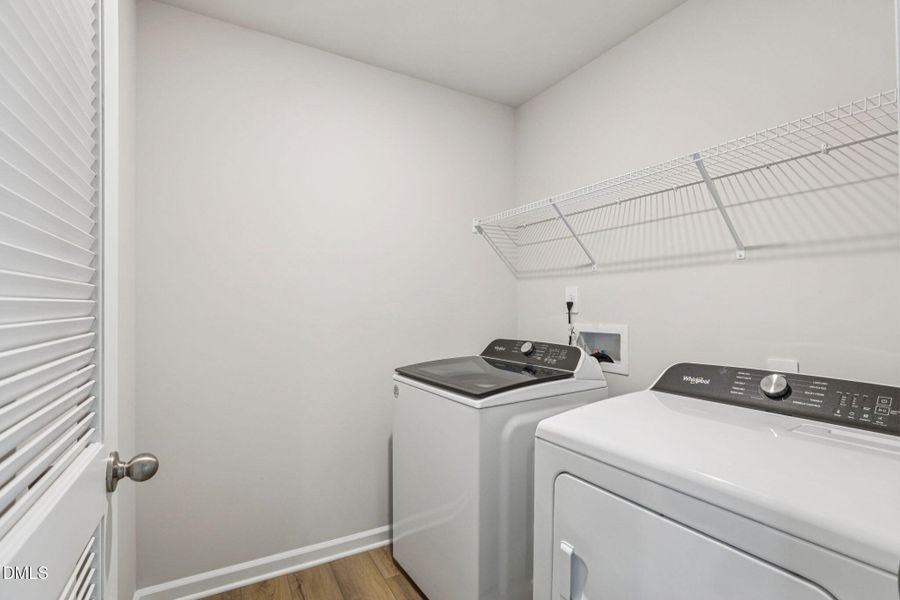 22-web-or-mls-Raleigh - Oak Manor - 641