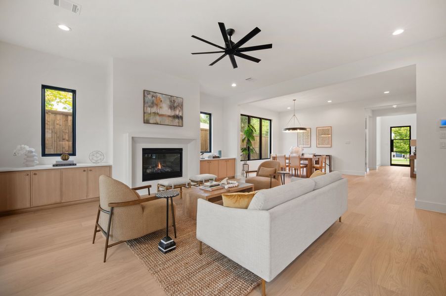 Furnished interior view inside a new home in , Dallas (Image 10).
