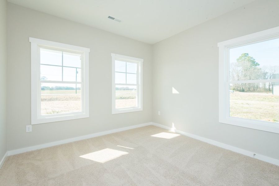 Representative unfurnished interior of a home built from the Jackson by Foundation Home Builders LLC in Northwyck Drive, Pikeville (Image 17).