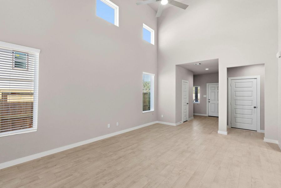 Spacious, unfurnished interior of a new home in Grand Oaks Village, Houston (Image 19).