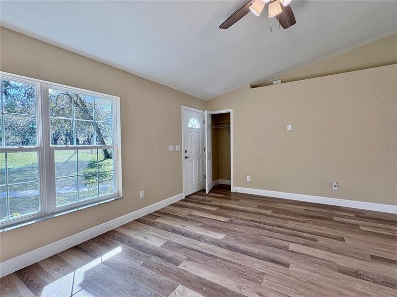 Spacious, unfurnished interior of a new home in , Summerfield (Image 24).