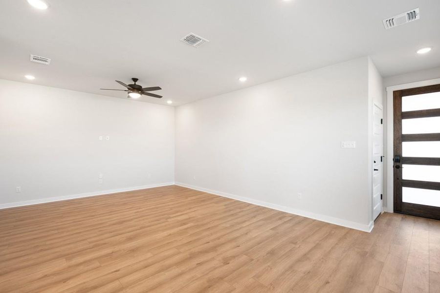 Spacious, unfurnished interior of a new home in Union Collection at Park Central, Georgetown (Image 33).