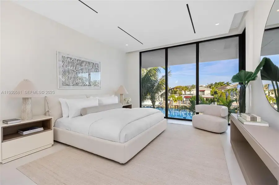 Furnished interior view inside a new home in , Fort Lauderdale (Image 8).