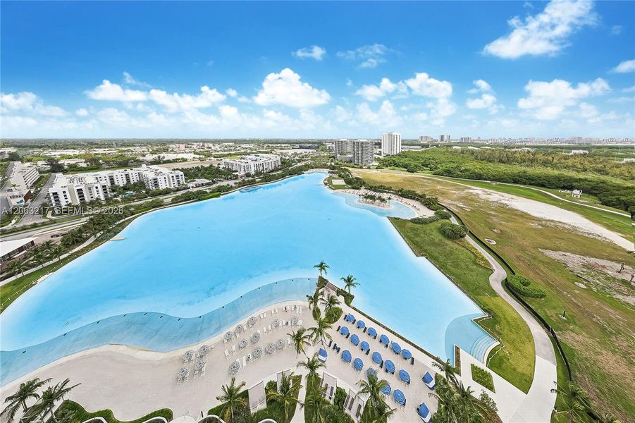 Community amenities in , Miami (Image 19). Community amenities in , Miami (Image 19).