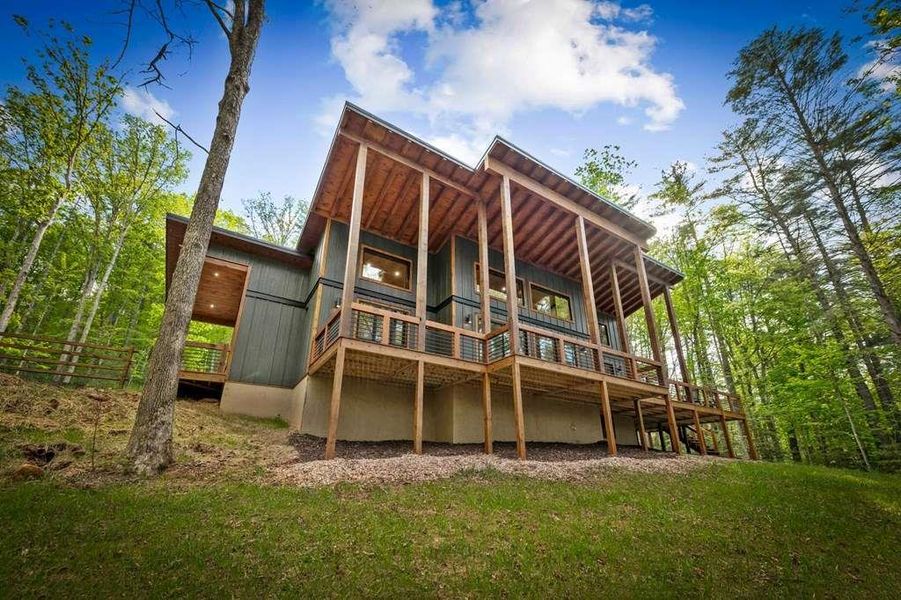 Exterior details and patio area of a home in , Blue Ridge (Image 48).