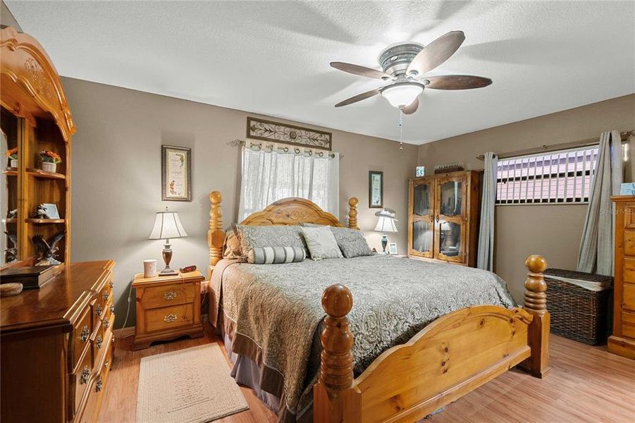 Furnished interior view inside a new home in , Dade City (Image 18).