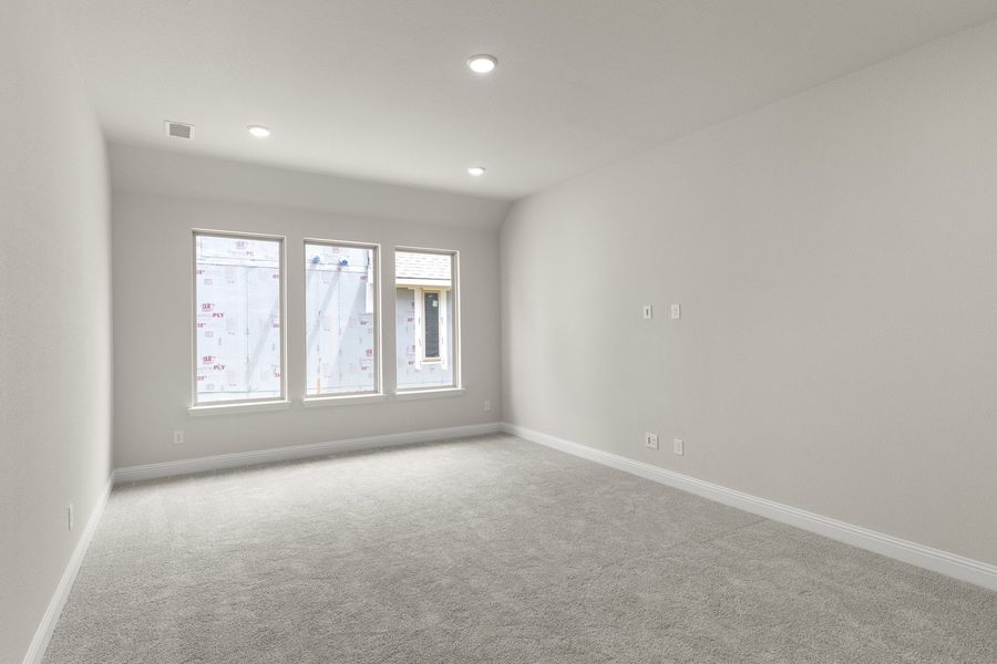 Spacious, unfurnished interior of a new home in Park Hills, Rockwall (Image 30). Spacious, unfurnished interior of a new home in Park Hills, Rockwall (Image 30).