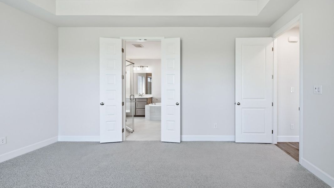 Spacious, unfurnished interior of a new home in Devonshire, Forney (Image 18).
