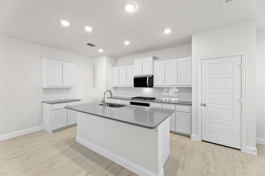 1963 Gentle Oak-Kitchen-2