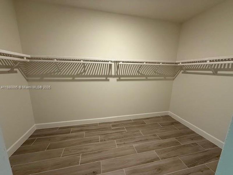 Image 15 of a home in Westlake Executive. Image 15 of a home in Westlake Executive.