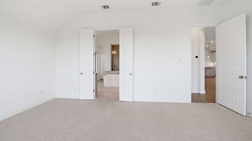 Spacious, unfurnished interior of a new home in Ramble, Celina (Image 22).
