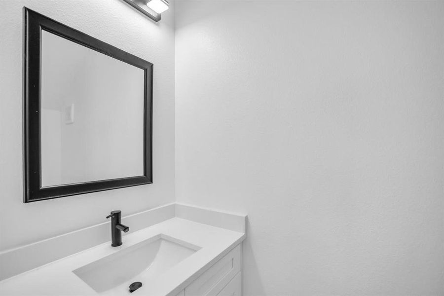 Close-up of interior finishes inside a home in , Waxahachie (Image 18).