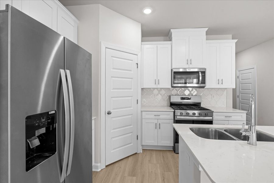 Welcome to the Amber floorplan at Northbrook Village Townes.