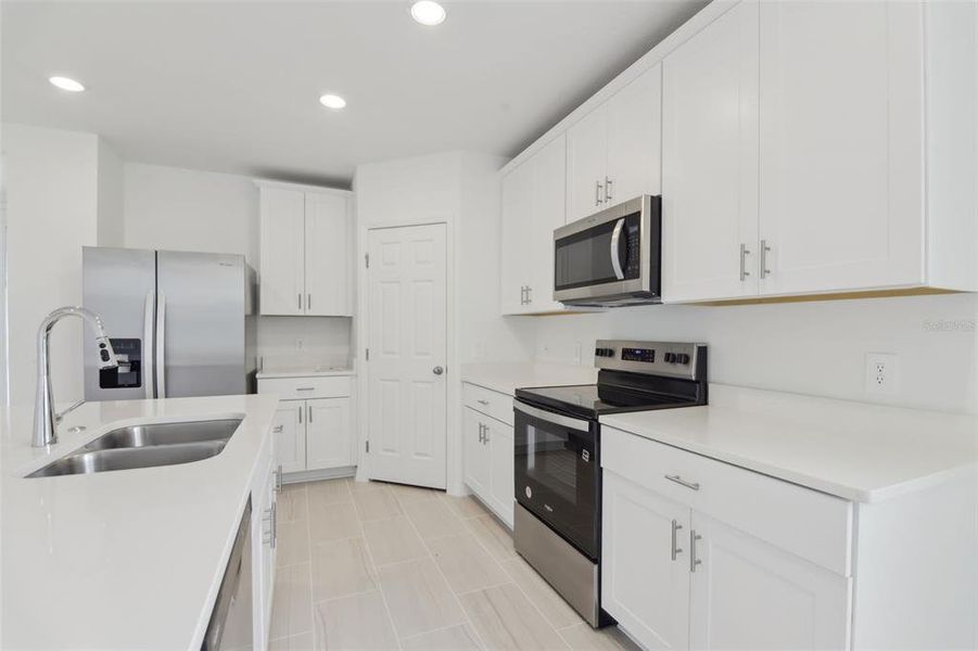 Furnished interior view inside a new home in Springs at Lake Alfred - Signature Series, Lake Alfred (Image 5).