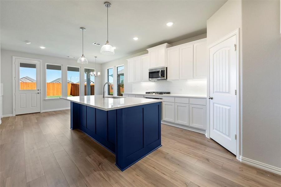 Furnished interior view inside a new home in Morningstar, Aledo (Image 6).