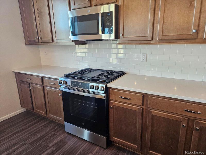 Furnished interior view inside a new home in The Cottages Collection at Ridgeline Vista, Brighton (Image 5). Furnished interior view inside a new home in The Cottages Collection at Ridgeline Vista, Brighton (Image 5).
