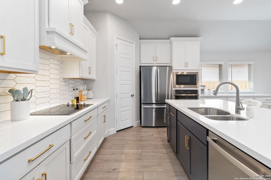 Furnished interior view inside a new home in Alsatian Oaks 50', Castroville (Image 6). Furnished interior view inside a new home in Alsatian Oaks 50', Castroville (Image 6).