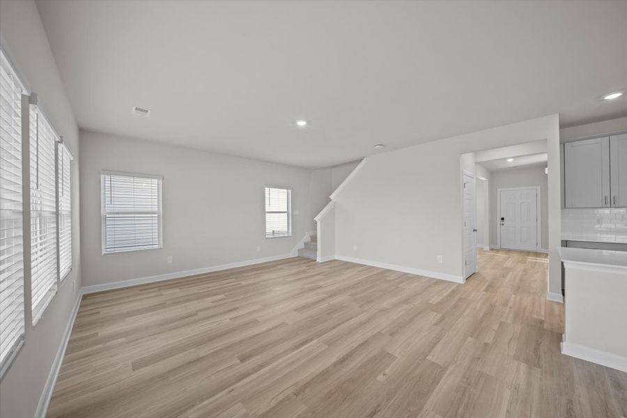 Spacious, unfurnished interior of a new home in Collier Ridge, Moore (Image 13).