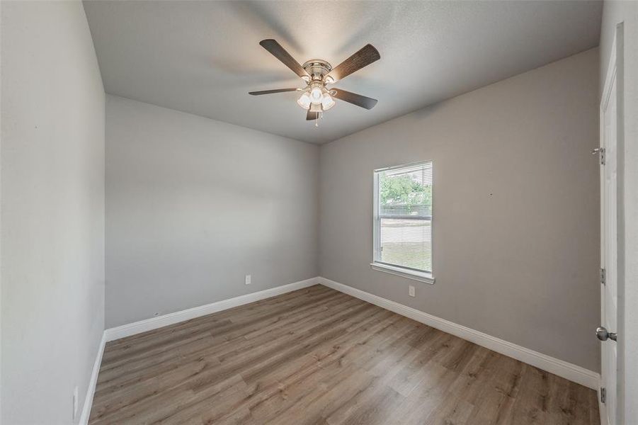 Spacious, unfurnished interior of a new home in , Cleburne (Image 20).