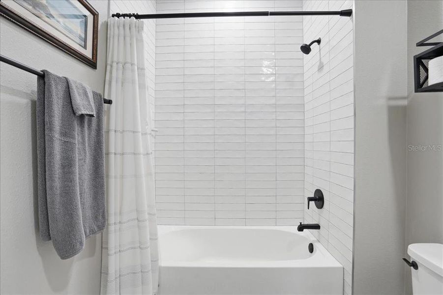 Furnished interior view inside a new home in , Venice (Image 10).