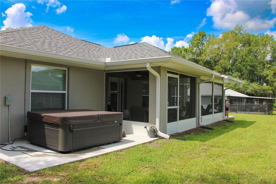 Exterior details and patio area of a home in , Summerfield (Image 4).
