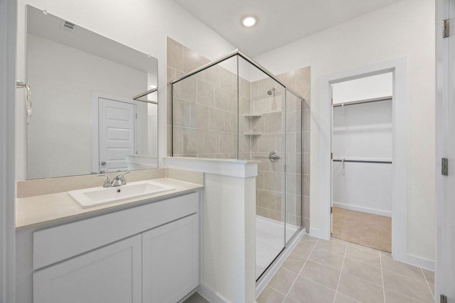 Furnished interior view inside a new home in Prairie Winds, Hutto (Image 8).