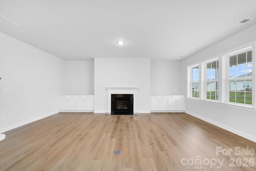 Spacious, unfurnished interior of a new home in Roselyn, Lancaster (Image 17). Spacious, unfurnished interior of a new home in Roselyn, Lancaster (Image 17).