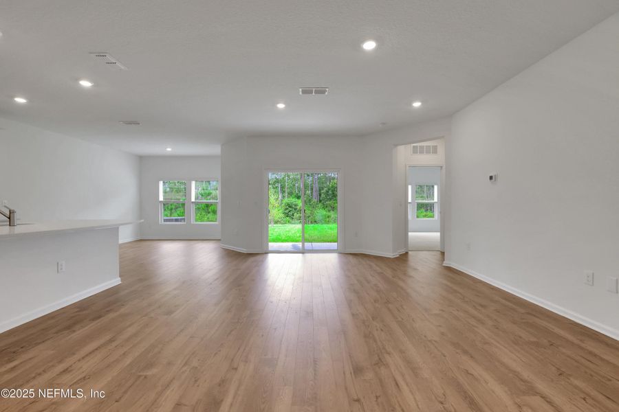 Spacious, unfurnished interior of a new home in Cordova Palms, St. Augustine (Image 12).