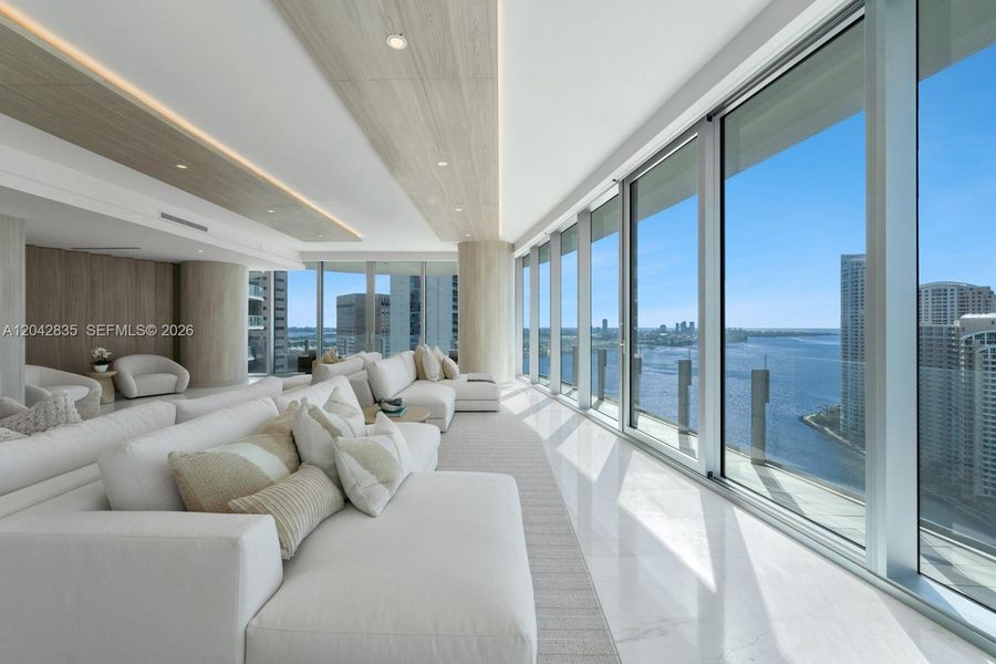 Condo located in Miami, FL showcasing its design and architecture (Image 28).