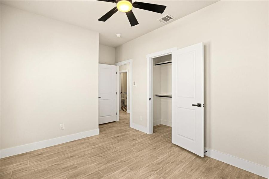 Spacious, unfurnished interior of a new home in , Granbury (Image 34). Spacious, unfurnished interior of a new home in , Granbury (Image 34).