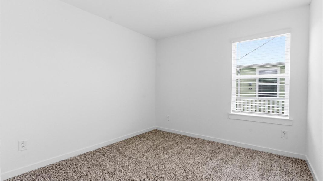 Representative unfurnished interior of a home built from the Justin by D.R. Horton in Grand Cay Harbour, Texas City (Image 11).