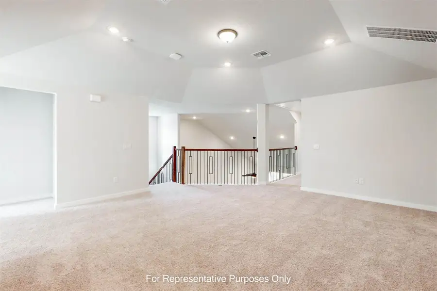 Spacious, unfurnished interior of a new home in Barksdale, Leander (Image 10).