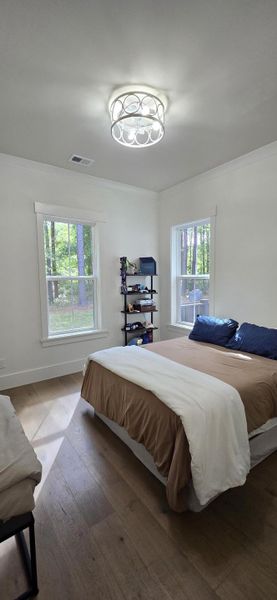 Furnished interior view inside a new home in , Seabrook (Image 14).