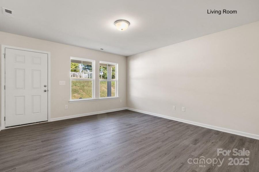 Spacious, unfurnished interior of a new home in , Lancaster (Image 19).