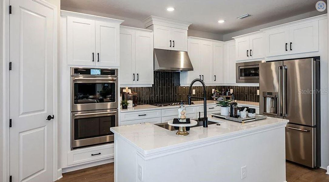 REPRESENTATIVE PHOTOS REPRESENTATIVE PHOTOS