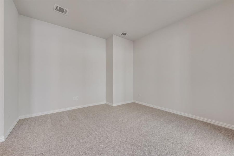 Spacious, unfurnished interior of a new home in City Point, North Richland Hills (Image 27).