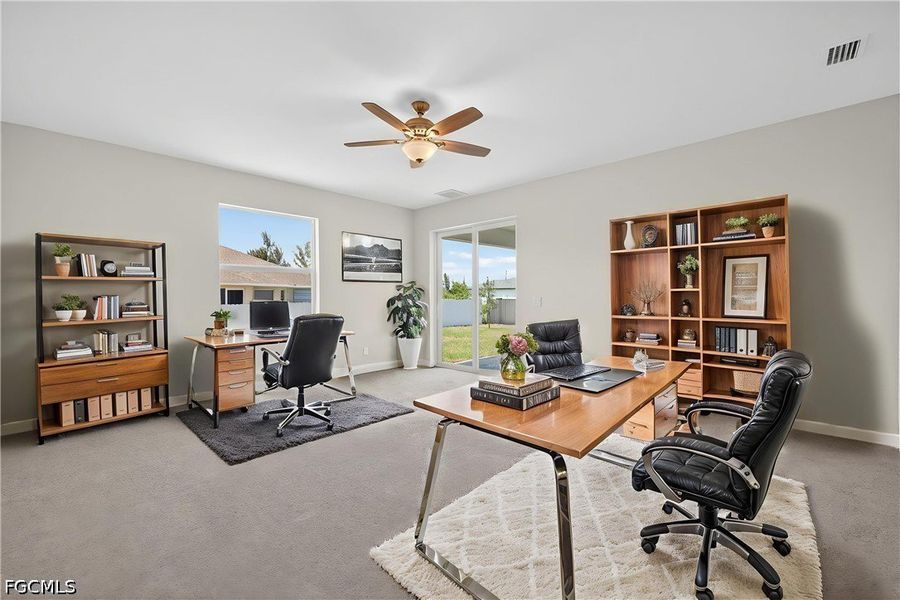 Furnished interior view inside a new home in Cape Coral, Cape Coral (Image 4).