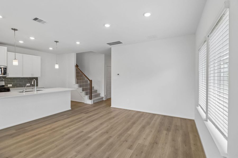 Spacious, unfurnished interior of a new home in Landing Meadows - Premier Series, New Caney (Image 16). Spacious, unfurnished interior of a new home in Landing Meadows - Premier Series, New Caney (Image 16).