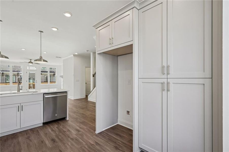 Furnished interior view inside a new home in Evanshire Townhomes, Duluth (Image 20).