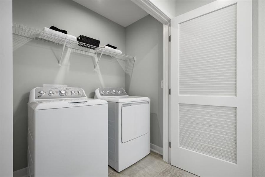 Representative interior finishes for a home built from the Thornewood by Ryan Homes in Layton Hall, Mauldin (Image 19).