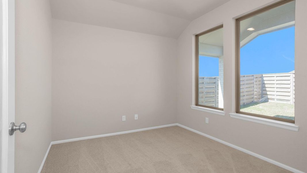 Spacious, unfurnished interior of a new home in Austin Point, Richmond (Image 9).