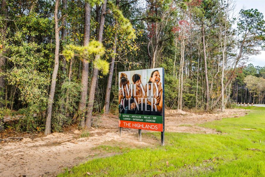 Community amenities in The Highlands: Pinnacle Collection, Porter Heights (Image 30). Community amenities in The Highlands: Pinnacle Collection, Porter Heights (Image 30).